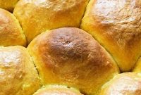 Golden Harvest Pumpkin Dinner Rolls