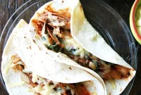 Spicy Smoky Chicken Tinga Tacos
