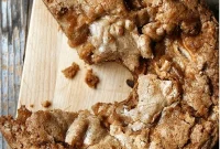 Baking Memories with Mom: Teddies Apple Cake