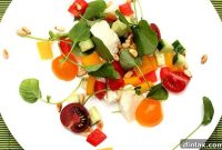 Vibrant Tomato, Watercress & Mozzarella Medley