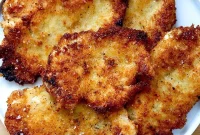 3-Minute Crispy Thin Chicken Cutlets