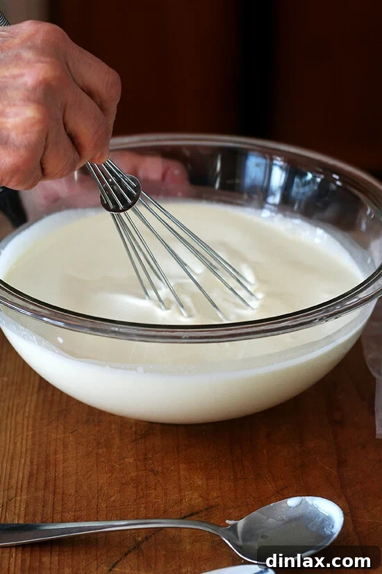 Cream thickening for cultured butter on countertop