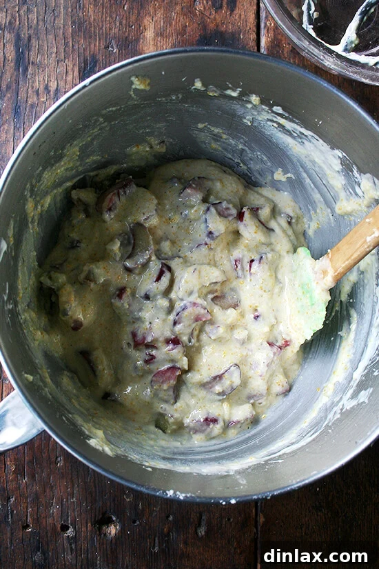 Smooth cake batter for baking