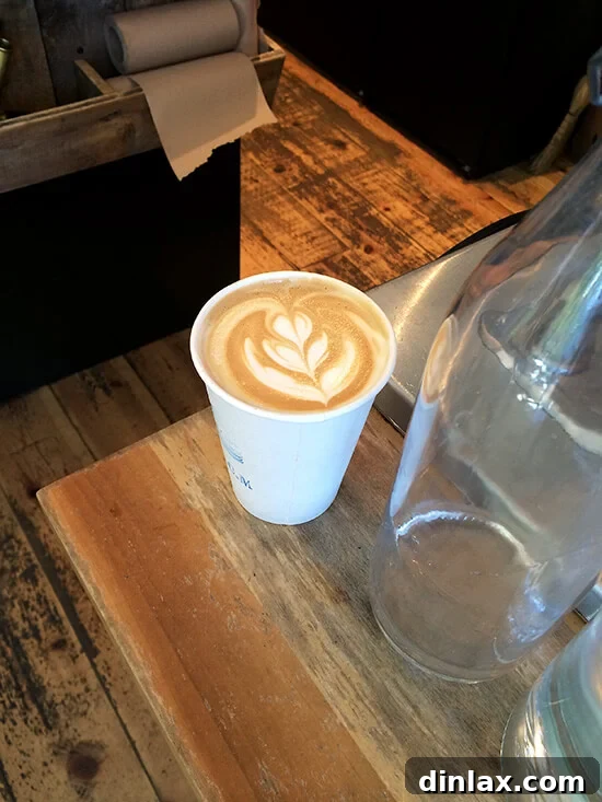 A beautifully crafted latte from Arts Café in Montreal.