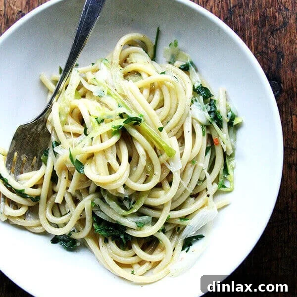 One-pot bucatini with leeks and lemon