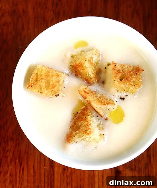 Cauliflower and Apple Soup with Olive Oil-Fried Bread