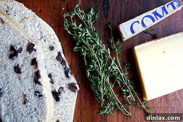 olive bread, thyme, comte