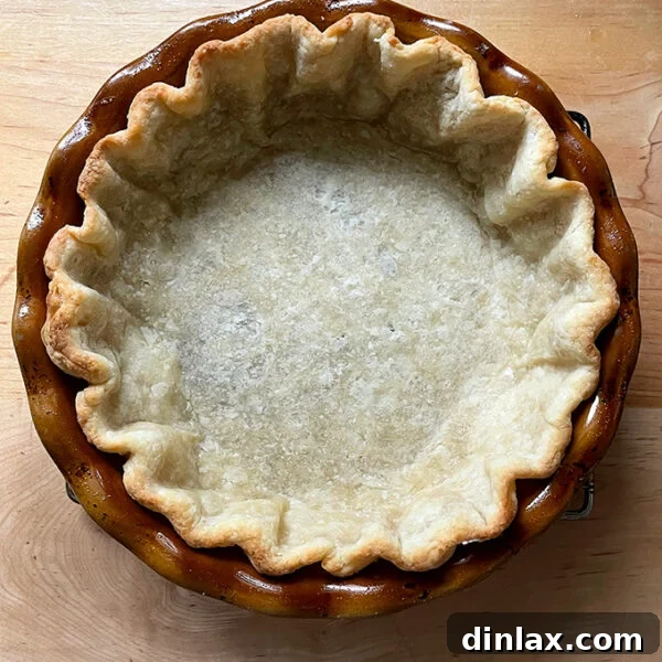 A parbaked pie crust.