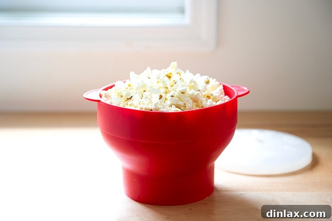 15 Perfect Mothers Day Gifts 15 A bowl of freshly popped popcorn, perfectly seasoned and ready to enjoy.