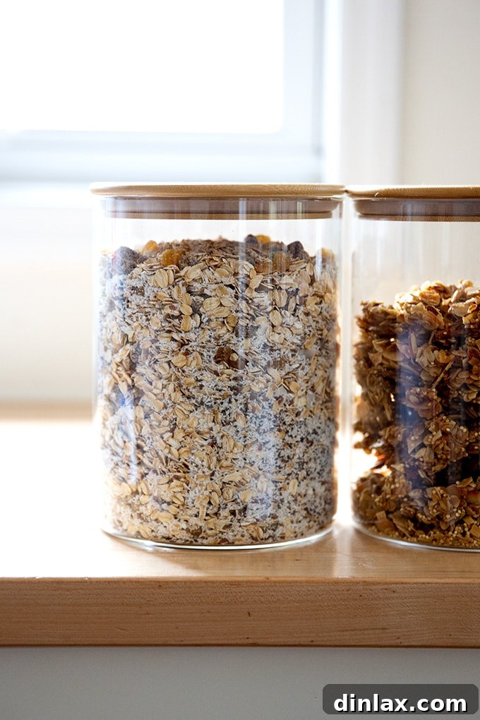 15 Perfect Mothers Day Gifts 23 Two attractive containers, one filled with homemade muesli and the other with granola, beautifully packaged.