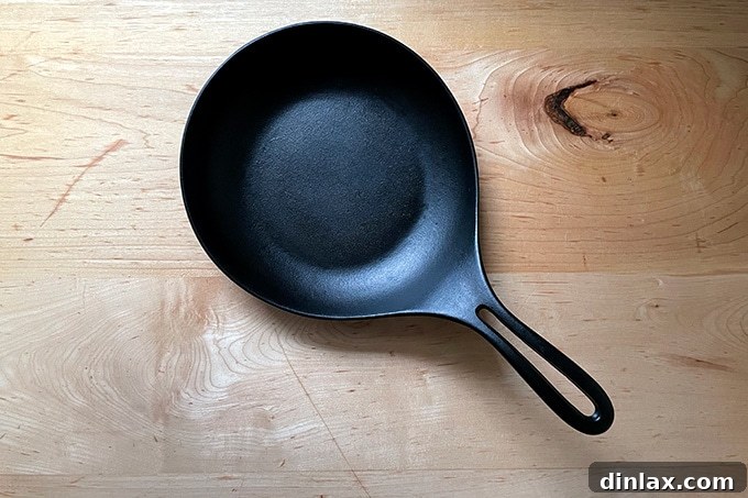 High-quality Iwachu Cast Iron Omelet/Egg Pan